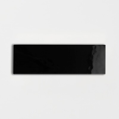 Immagine di piastrelle in ceramica nere lucide della metropolitana 3×9