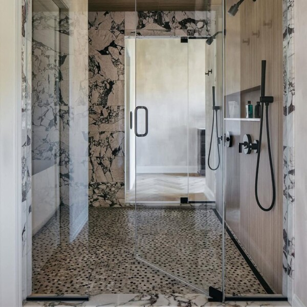 Calacatta Viola Honed  Marble Tile 12×24 (TL20067) Calacatta Viola Honed Penny Round Marble Mosaic 11 1/4×11 3/4 (MS02169)